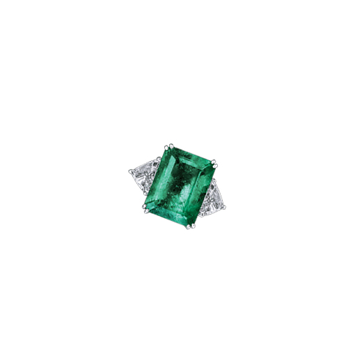 Classic emerald ring